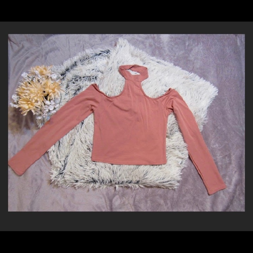 Halter crop top